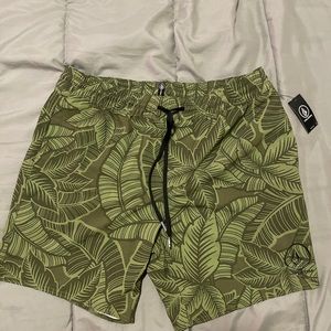 Volcom Men’s Shorts size Medium